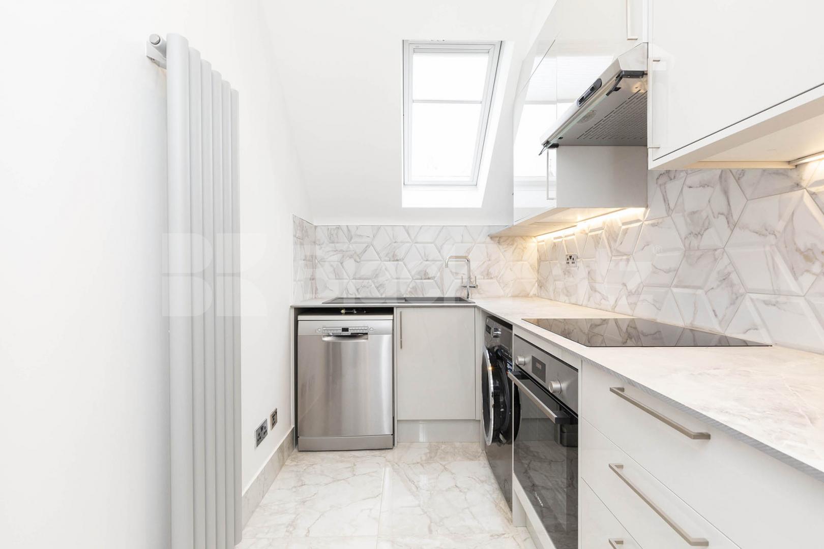 Brand new refurbished 2 bed on the top floor of a gated development  Hargrave Road, Archway